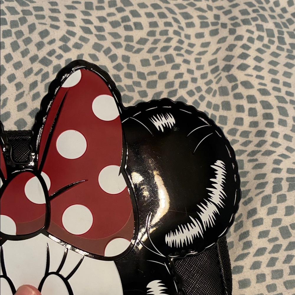 Loungefly Minnie & Mickey Mouse Red and Black Wallet - Picture 6 of 11